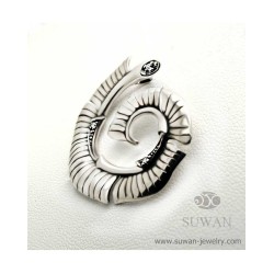จี้เงินฝังเพชรชุดใบตอง-SWP015-OX จี้เงินฝังเพชรชุดใบตอง-SWP015-OX