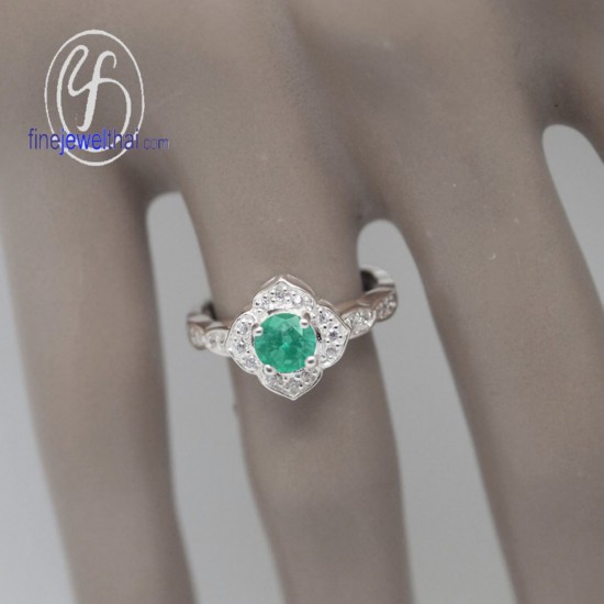 Vintage-Set-Emerald-Diamond-CZ-Silver-Birthstone-Ring-Finejewelthai-R1328em