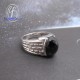 แหวนนิล-แหวนเงิน-แหวนพลอย-นิลแท้-R1122on
