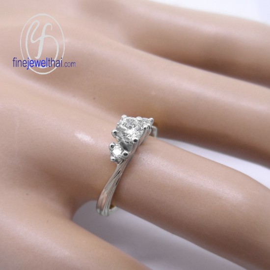 แหวนทองคำขาว-แหวนเพชร-ทองคำขาว-เพชรแท้-แหวนหมั้น-แหวนแต่งงาน-finejewelthai - R1292DWG